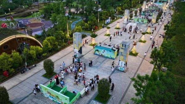 牛金宝配资 四川安居端午游园会启幕 首日迎来1.5万名游客｜图集